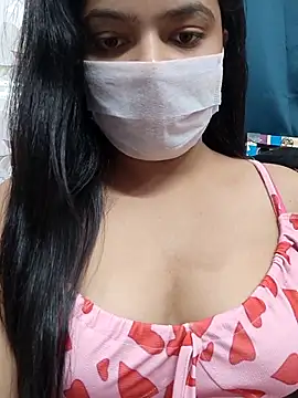 Snapshot of Myloveurvi chatting on June 2, 2026, 11:12 am Myloveurvi online show from June 2, 2026, 11:12 am
