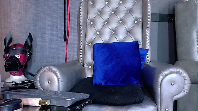 Snapshot of LusstCruella chatting on October 24, 2025, 1:24 am LusstCruella online show from October 24, 2025, 1:24 am