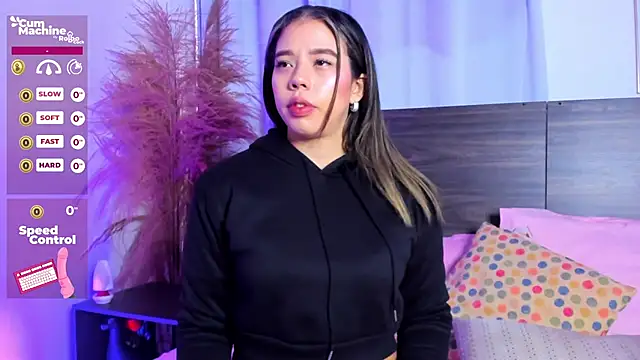 Snapshot of Martina_Miiller chatting on February 8, 2025, 12:50 pm Martina Miiller online show from February 8, 2025, 12:50 pm