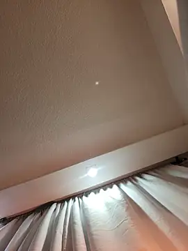 Snapshot of Lau1127 chatting on May 15, 2026, 11:12 pm Lau1127 online show from May 15, 2026, 11:12 pm