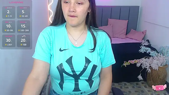 Snapshot of Krysstal_tay chatting on January 24, 2025, 11:48 am Krysstal tay online show from January 24, 2025, 11:48 am