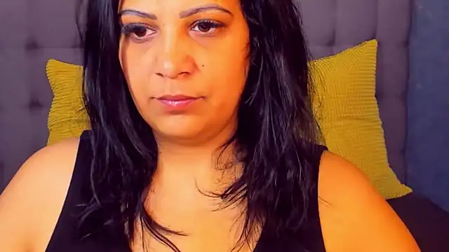 AmyCubes online show from April 7, 2026, 4:57 am