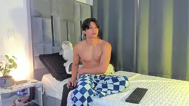 All3ssandr0 online show from February 14, 2026, 1:08 pm