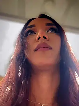 Nikol Rang   online show from October 22, 2025, 8:52 pm