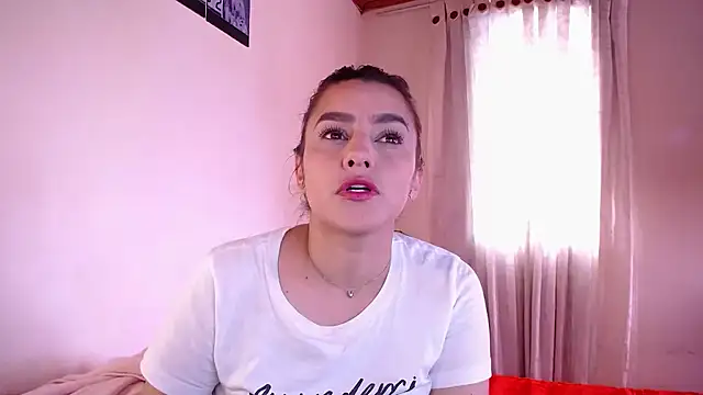 Lu perez online show from October 6, 2025, 7:11 pm