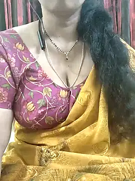 Snapshot of bhuvana555 chatting on November 15, 2025, 5:20 pm bhuvana555 online show from November 15, 2025, 5:20 pm