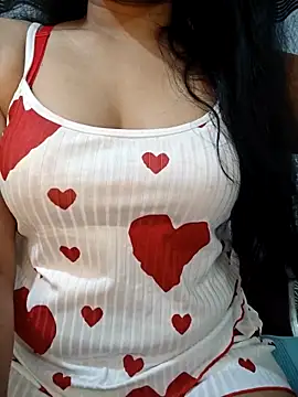 Rina777o online show from April 2, 2026, 5:32 pm