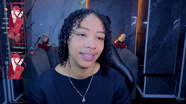 Snapshot of Violeth_b chatting on April 21, 2026, 12:55 pm Violeth b online show from April 21, 2026, 12:55 pm