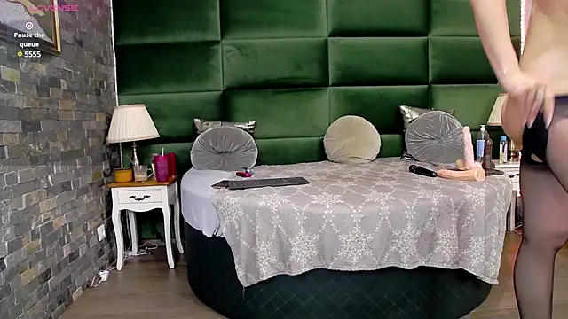 SelenSummer online show from March 15, 2025, 6:25 am