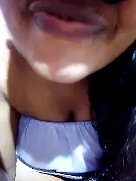 Snapshot of Diwya69 chatting on July 17, 2026, 7:41 pm Diwya69 online show from July 17, 2026, 7:41 pm