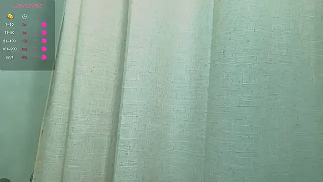 SkarlettRose96 online show from October 23, 2025, 5:23 pm