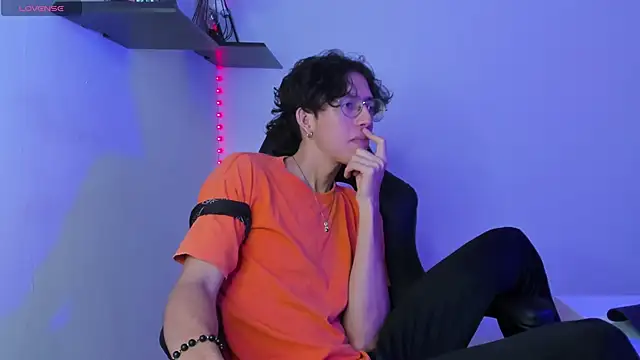 Snapshot of manu_vera chatting on February 25, 2025, 11:11 pm manu vera online show from February 25, 2025, 11:11 pm