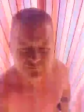 Snapshot of swingr chatting on December 19, 2024, 12:56 pm swingr online show from December 19, 2024, 12:56 pm