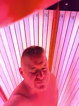 Snapshot of swingr chatting on January 6, 2026, 12:42 pm swingr online show from January 6, 2026, 12:42 pm