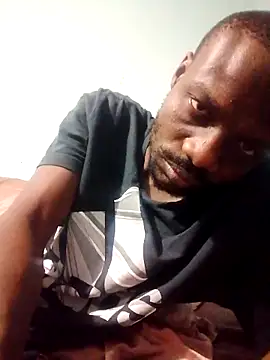 Snapshot of Izifebe chatting on April 1, 2026, 8:17 pm Izifebe online show from April 1, 2026, 8:17 pm
