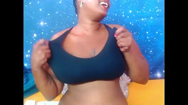 2Sweetysmile online show from March 6, 2025, 10:09 am