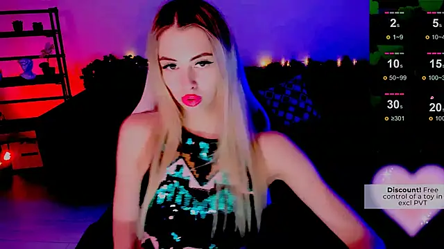 Snapshot of Emilia_Klar chatting on January 13, 2025, 6:05 pm Emilia Klar online show from January 13, 2025, 6:05 pm