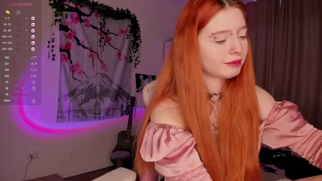 ScarletRos3 online show from December 4, 2024, 12:14 pm