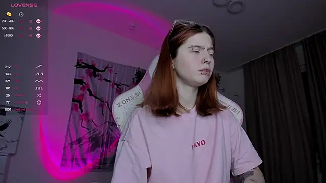 ScarletRos3 online show from February 8, 2025, 2:15 am