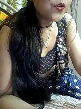 Snapshot of CutePriya613 chatting on December 23, 2024, 5:32 pm CutePriya613 online show from December 23, 2024, 5:32 pm