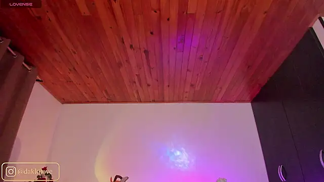 DAKOTA LOVEE online show from February 6, 2026, 6:51 am