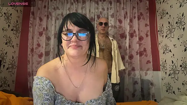 StellarTeam online show from October 3, 2025, 10:51 pm