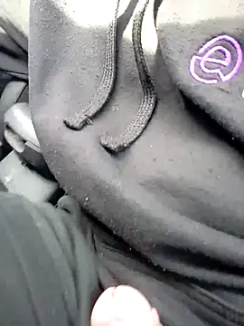 QcMisterv13 online show from March 19, 2025, 8:54 pm