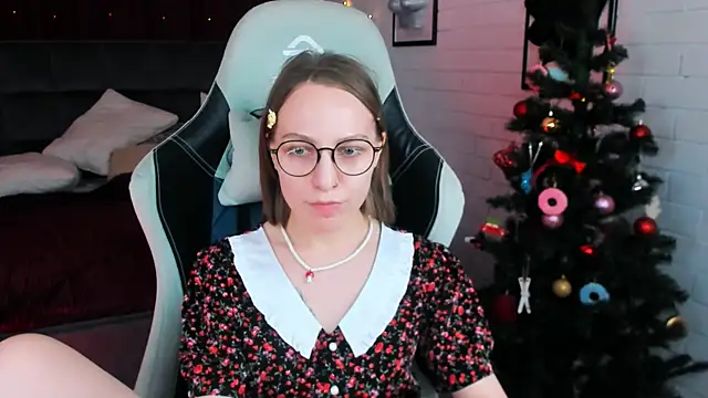 AphexQueen online show from December 20, 2024, 7:17 pm