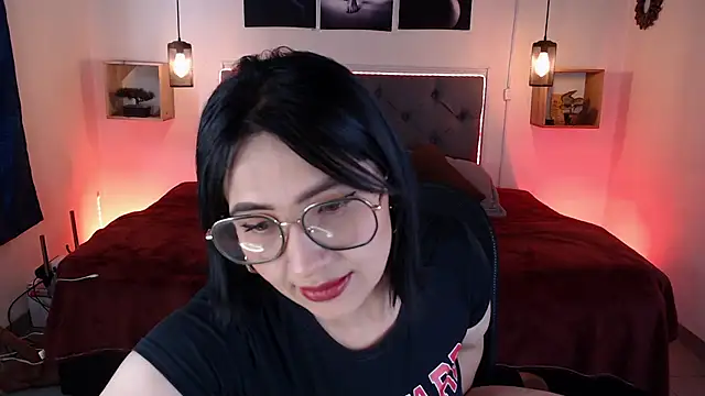 emily leinner online show from November 8, 2025, 2:50 pm