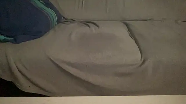 lolohot1988 online show from September 28, 2025, 7:08 pm