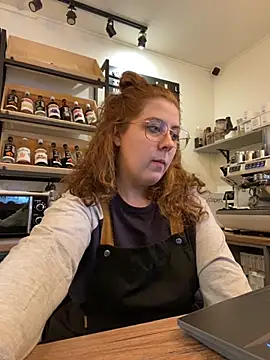 Snapshot of cinnabon_ chatting on September 13, 2025, 3:01 pm cinnabon online show from September 13, 2025, 3:01 pm