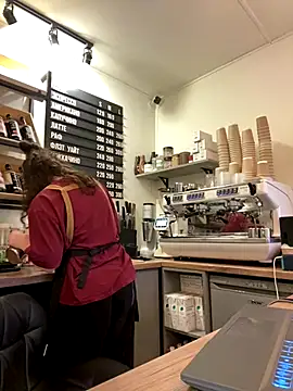 Snapshot of cinnabon_ chatting on October 10, 2025, 12:37 pm cinnabon online show from October 10, 2025, 12:37 pm