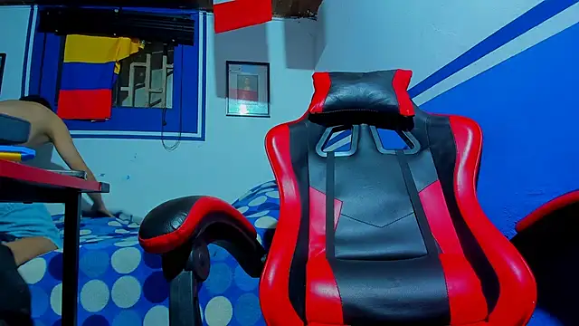 maxowens oficial online show from March 14, 2026, 8:25 pm