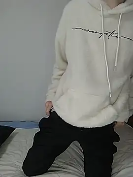 itsme LEON online show from January 10, 2025, 1:09 pm