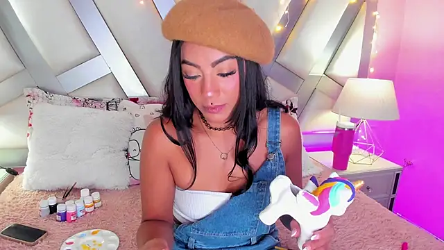 Amber villalobos  online show from January 29, 2025, 7:15 am