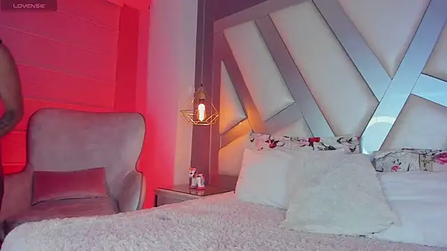 Amber villalobos  online show from December 5, 2025, 10:13 am