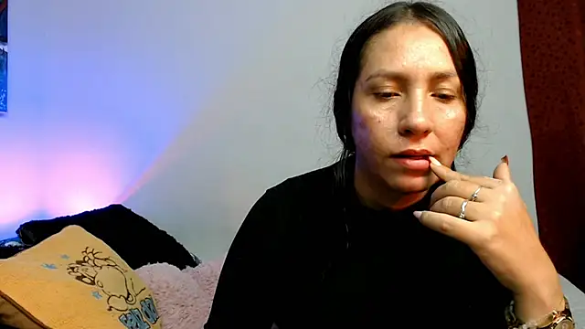 naihroby online show from March 31, 2026, 2:57 am