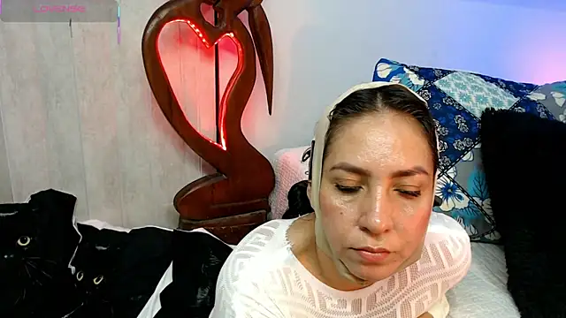 naihroby online show from April 3, 2026, 12:30 am