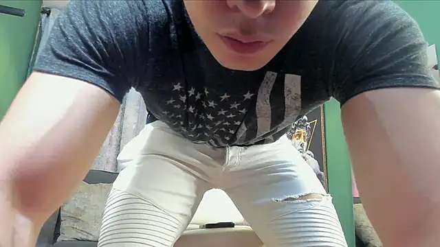 Jake Tylerr  online show from January 12, 2026, 11:54 pm