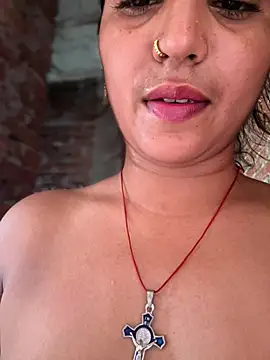 Snapshot of DiyAsingHh chatting on June 20, 2026, 12:19 pm DiyAsingHh online show from June 20, 2026, 12:19 pm