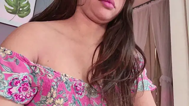 miaa lux online show from April 17, 2026, 12:30 pm