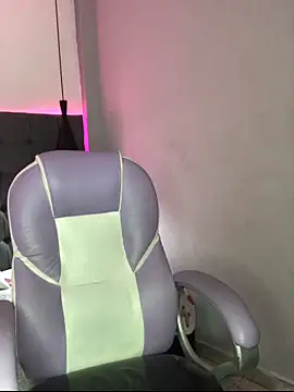 JackSwan18 online show from November 15, 2025, 7:43 pm