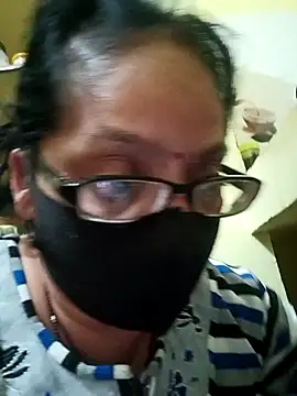 Snapshot of heenage chatting on January 11, 2025, 1:32 pm heenage online show from January 11, 2025, 1:32 pm