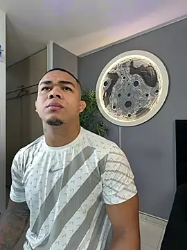 Snapshot of jordan_mayers02 chatting on May 2, 2026, 9:14 am jordan mayers02 online show from May 2, 2026, 9:14 am