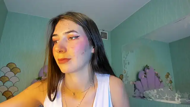 Skinny Linda online show from December 28, 2024, 1:28 pm