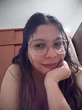 Carliina Soussa online show from May 15, 2026, 11:23 pm