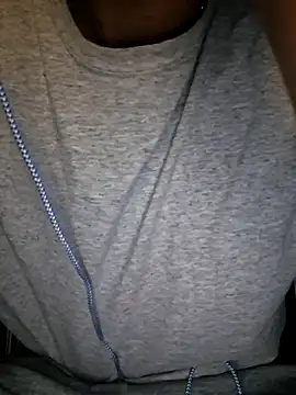 bigboytoy912 online show from May 15, 2026, 4:08 am