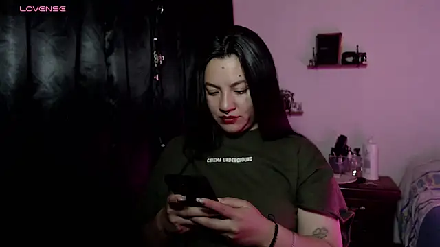 Snapshot of party_hornys69 chatting on January 18, 2025, 11:00 pm party hornys69 online show from January 18, 2025, 11:00 pm