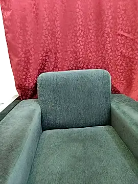 Cute Kritika online show from April 11, 2026, 3:33 am