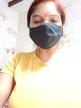 Snapshot of illay_love chatting on June 18, 2026, 5:41 am illay love online show from June 18, 2026, 5:41 am